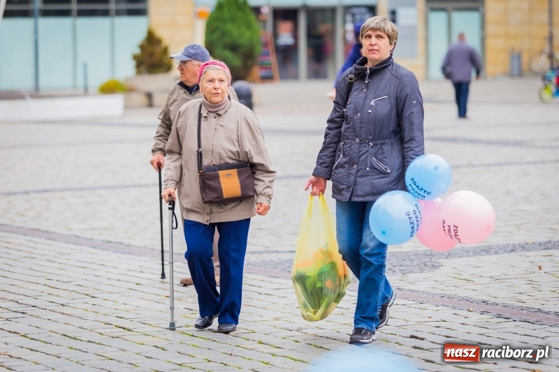 Zdjęcie w galerii na portalu naszraciborz.pl: XVIII Marsz Nadziei. Raciborzanie solidarni z osobami dotkniętymi nowotworem FOTO i WIDEO wiadomości z regionu