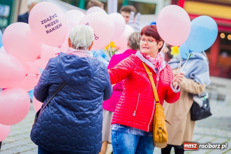 Zdjęcie w galerii na portalu naszraciborz.pl: XVIII Marsz Nadziei. Raciborzanie solidarni z osobami dotkniętymi nowotworem FOTO i WIDEO wiadomości z regionu