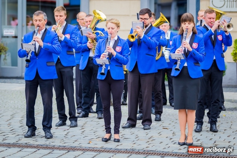 Zdjęcie w galerii na portalu naszraciborz.pl: XVIII Marsz Nadziei. Raciborzanie solidarni z osobami dotkniętymi nowotworem FOTO i WIDEO wiadomości z regionu
