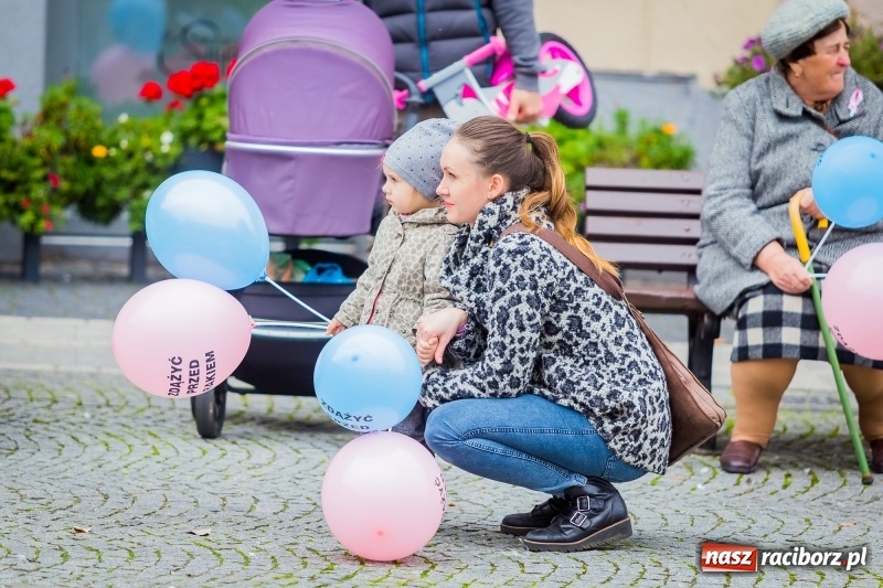 Zdjęcie w galerii na portalu naszraciborz.pl: XVIII Marsz Nadziei. Raciborzanie solidarni z osobami dotkniętymi nowotworem FOTO i WIDEO wiadomości z regionu