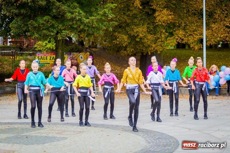 Zdjęcie w galerii na portalu naszraciborz.pl: XVIII Marsz Nadziei. Raciborzanie solidarni z osobami dotkniętymi nowotworem FOTO i WIDEO wiadomości z regionu