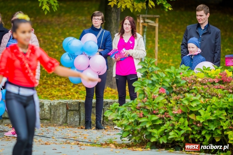 Zdjęcie w galerii na portalu naszraciborz.pl: XVIII Marsz Nadziei. Raciborzanie solidarni z osobami dotkniętymi nowotworem FOTO i WIDEO wiadomości z regionu