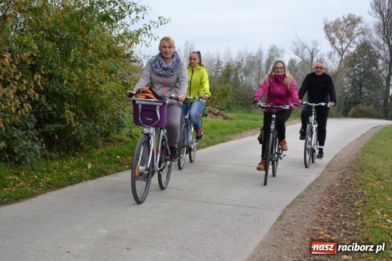 Zdjęcie w galerii na portalu naszraciborz.pl: Rowerowy rajd gwiaździsty na zakończenie sezonu  wiadomości z regionu