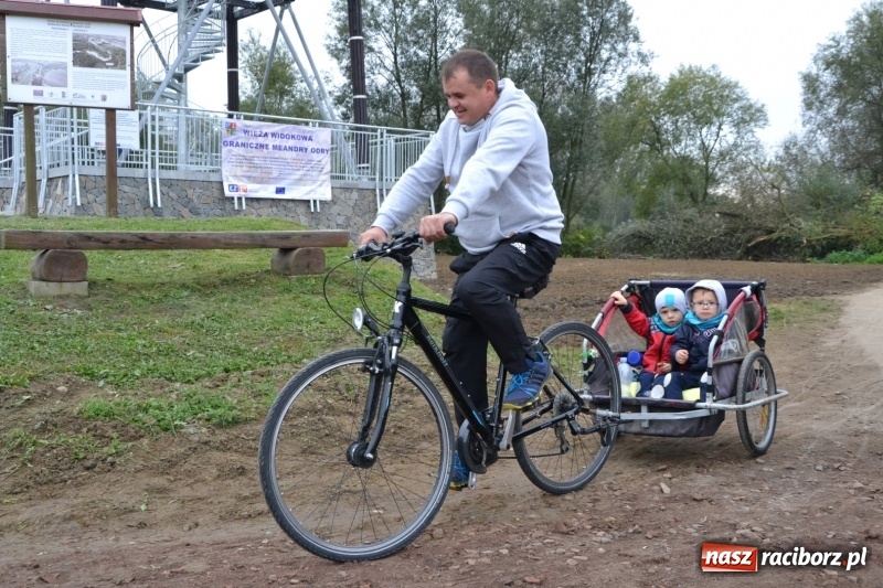 Zdjęcie w galerii na portalu naszraciborz.pl: Rowerowy rajd gwiaździsty na zakończenie sezonu  wiadomości z regionu