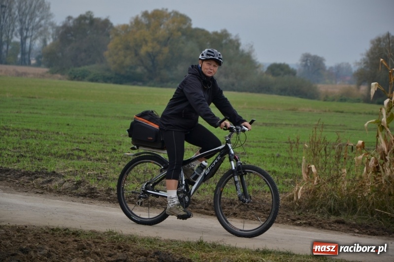 Zdjęcie w galerii na portalu naszraciborz.pl: Rowerowy rajd gwiaździsty na zakończenie sezonu  wiadomości z regionu
