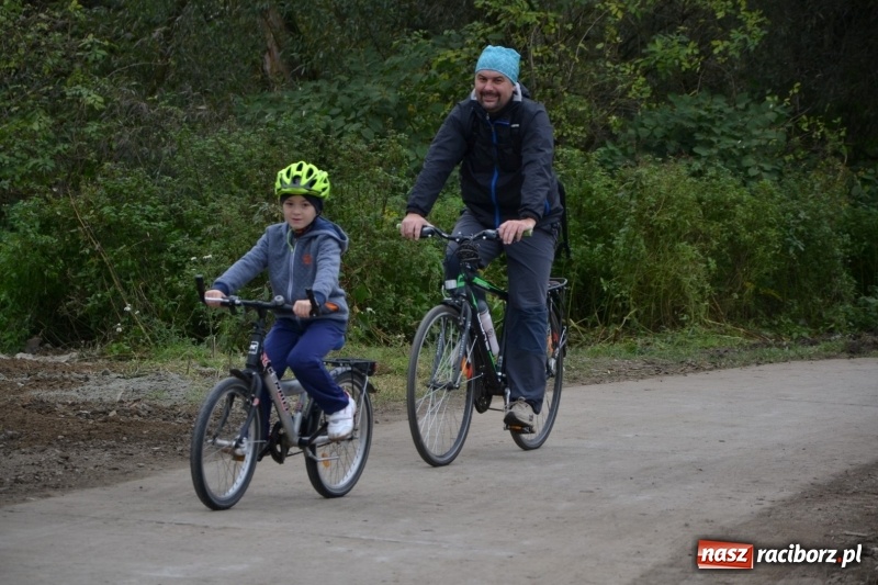 Zdjęcie w galerii na portalu naszraciborz.pl: Rowerowy rajd gwiaździsty na zakończenie sezonu  wiadomości z regionu