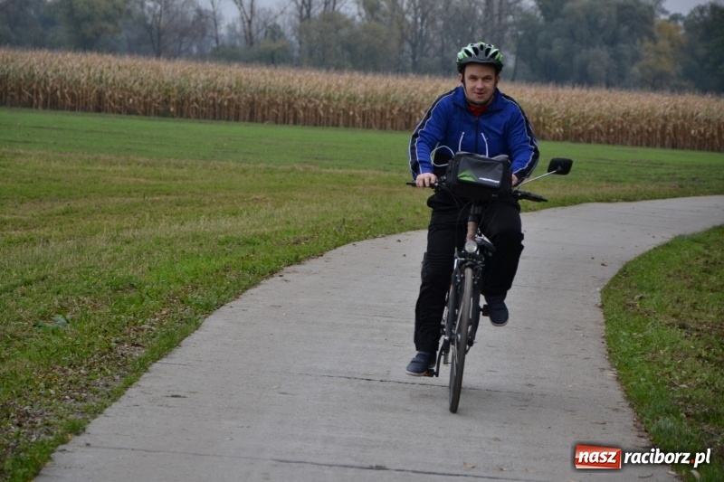 Zdjęcie w galerii na portalu naszraciborz.pl: Rowerowy rajd gwiaździsty na zakończenie sezonu  wiadomości z regionu