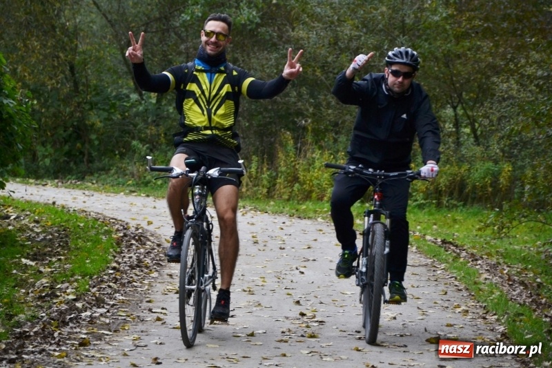Zdjęcie w galerii na portalu naszraciborz.pl: Rowerowy rajd gwiaździsty na zakończenie sezonu  wiadomości z regionu