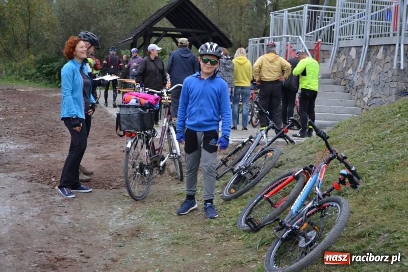 Zdjęcie w galerii na portalu naszraciborz.pl: Rowerowy rajd gwiaździsty na zakończenie sezonu  wiadomości z regionu