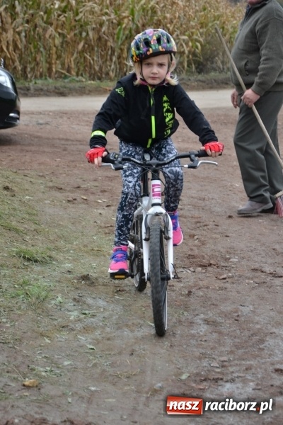 Zdjęcie w galerii na portalu naszraciborz.pl: Rowerowy rajd gwiaździsty na zakończenie sezonu  wiadomości z regionu