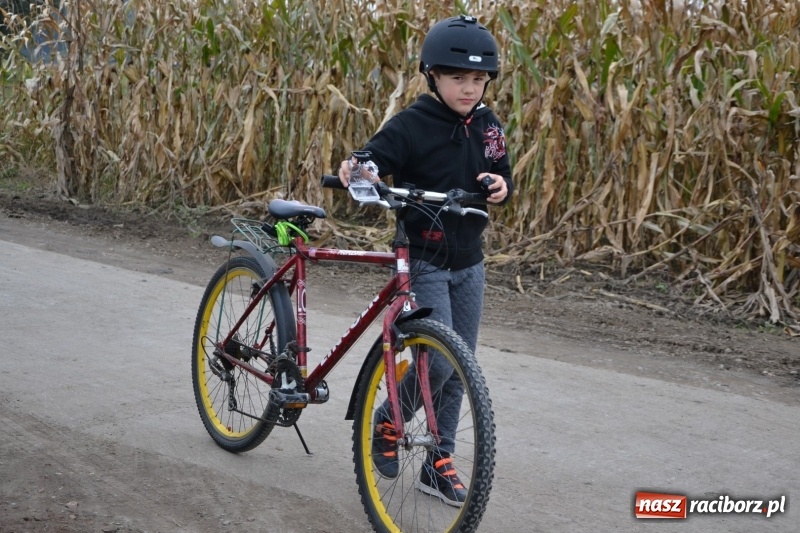 Zdjęcie w galerii na portalu naszraciborz.pl: Rowerowy rajd gwiaździsty na zakończenie sezonu  wiadomości z regionu