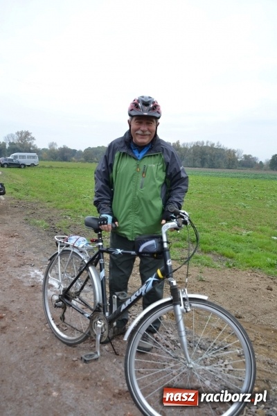 Zdjęcie w galerii na portalu naszraciborz.pl: Rowerowy rajd gwiaździsty na zakończenie sezonu  wiadomości z regionu