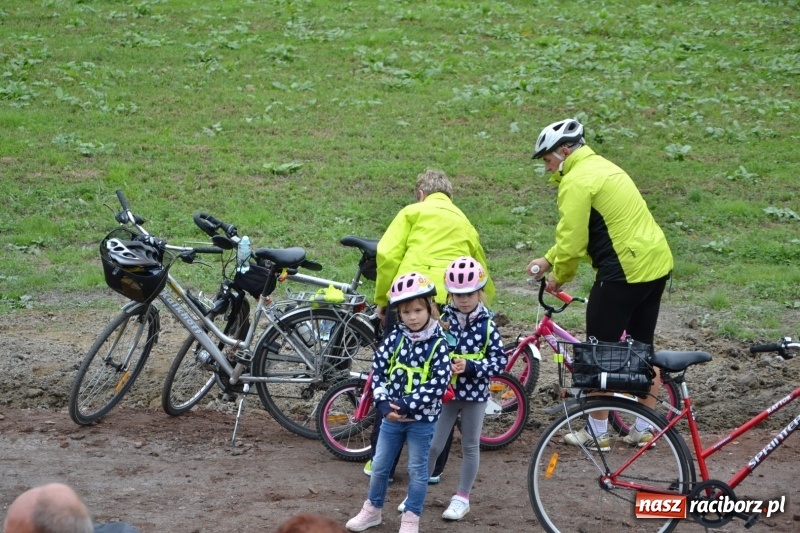 Zdjęcie w galerii na portalu naszraciborz.pl: Rowerowy rajd gwiaździsty na zakończenie sezonu  wiadomości z regionu