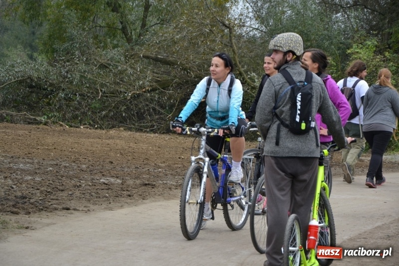 Zdjęcie w galerii na portalu naszraciborz.pl: Rowerowy rajd gwiaździsty na zakończenie sezonu  wiadomości z regionu
