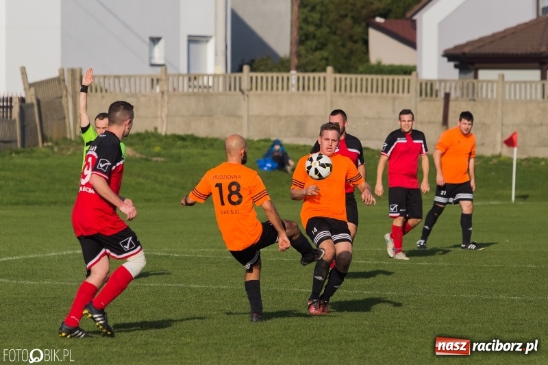 Zdjęcie w galerii na portalu naszraciborz.pl: Wypoczynek Buków bez szans przy Urbana wiadomości z regionu