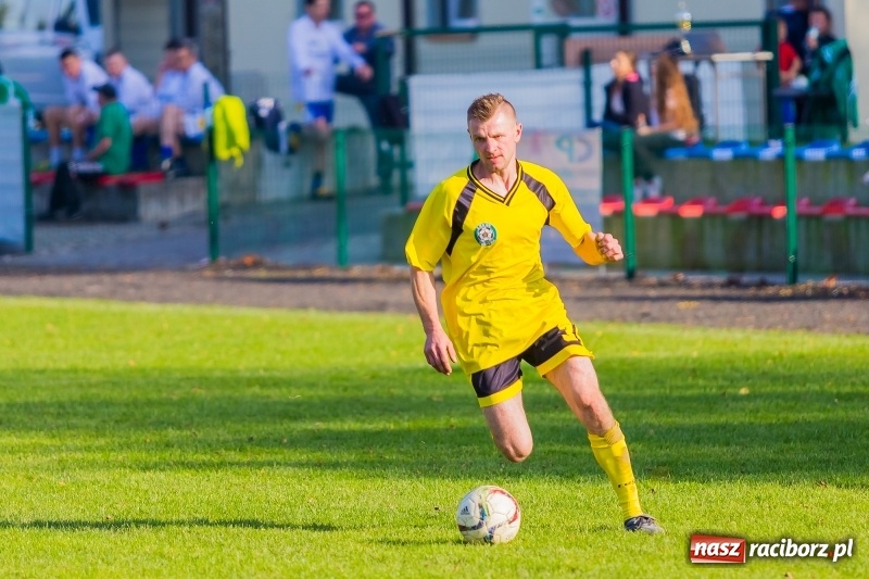 Zdjęcie w galerii na portalu naszraciborz.pl: A mój rodzic piłkę kopie, czyli sportowa rywalizacja w Tworkowie wiadomości z regionu