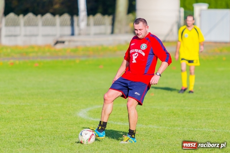 Zdjęcie w galerii na portalu naszraciborz.pl: A mój rodzic piłkę kopie, czyli sportowa rywalizacja w Tworkowie wiadomości z regionu