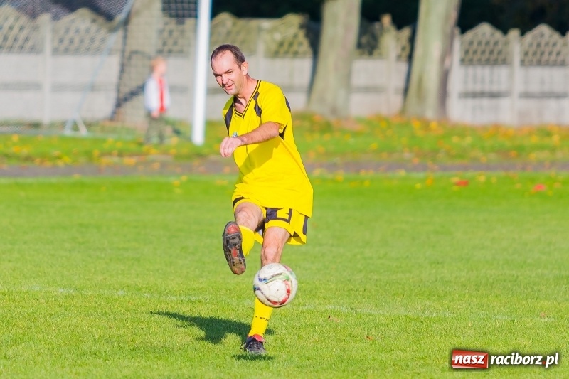 Zdjęcie w galerii na portalu naszraciborz.pl: A mój rodzic piłkę kopie, czyli sportowa rywalizacja w Tworkowie wiadomości z regionu