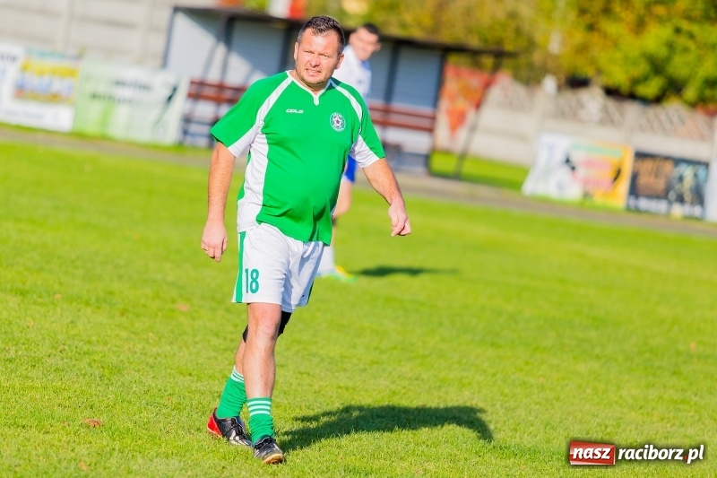 Zdjęcie w galerii na portalu naszraciborz.pl: A mój rodzic piłkę kopie, czyli sportowa rywalizacja w Tworkowie wiadomości z regionu
