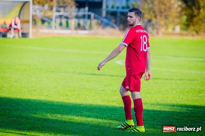 Zdjęcie w galerii na portalu naszraciborz.pl: Krzyżanowice nie sprawiły niespodzianki. Przyszłość Rogów z kompletem punktów wiadomości z regionu