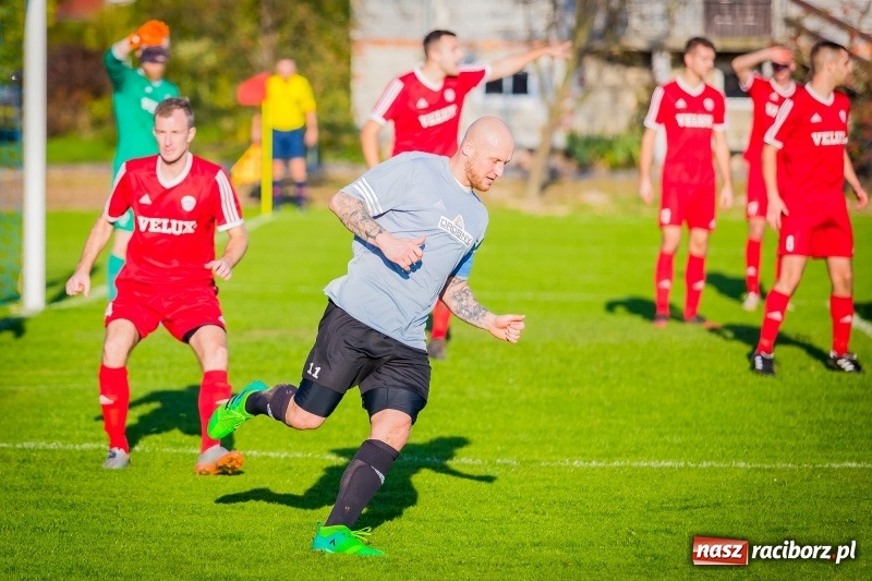 Zdjęcie w galerii na portalu naszraciborz.pl: Krzyżanowice nie sprawiły niespodzianki. Przyszłość Rogów z kompletem punktów wiadomości z regionu