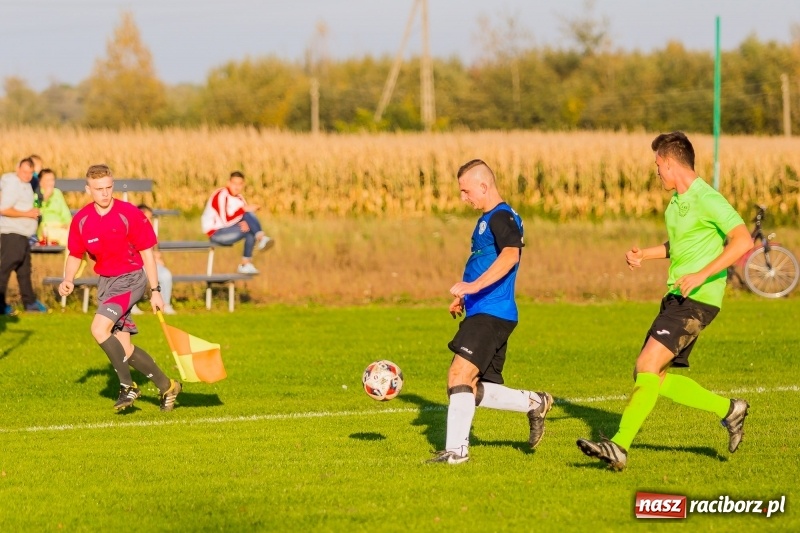 Zdjęcie w galerii na portalu naszraciborz.pl: Wysoka przegrana Zabełkowa, zespół blisko dna tabeli raciborskiej B klasy  wiadomości z regionu
