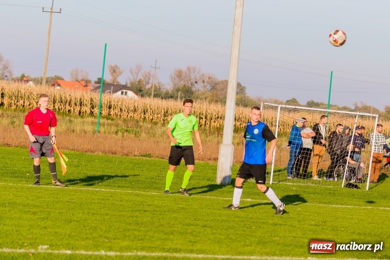 Zdjęcie w galerii na portalu naszraciborz.pl: Wysoka przegrana Zabełkowa, zespół blisko dna tabeli raciborskiej B klasy  wiadomości z regionu