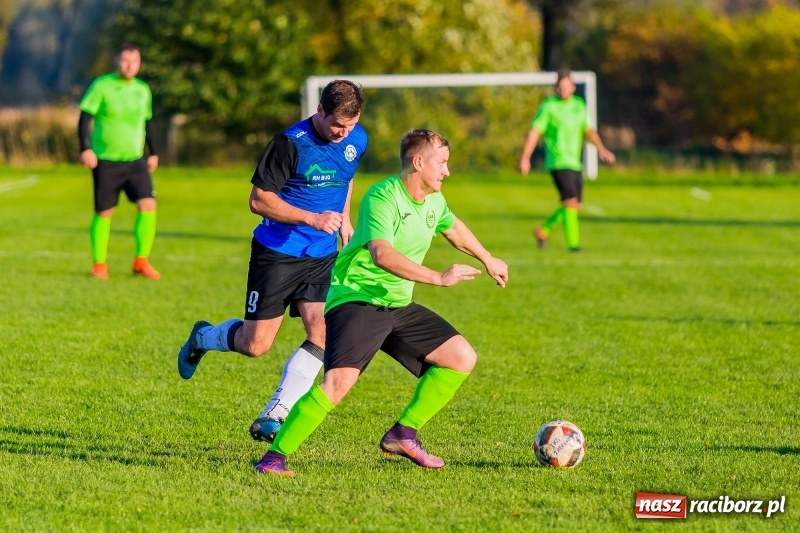 Zdjęcie w galerii na portalu naszraciborz.pl: Wysoka przegrana Zabełkowa, zespół blisko dna tabeli raciborskiej B klasy  wiadomości z regionu