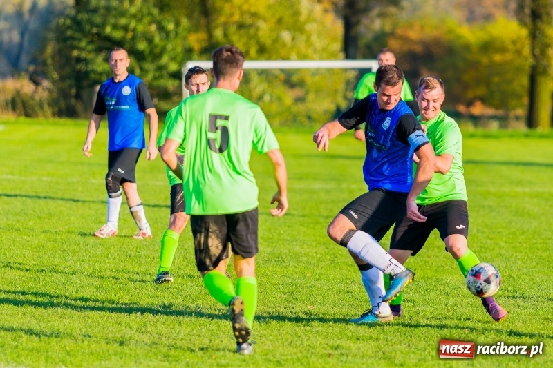 Zdjęcie w galerii na portalu naszraciborz.pl: Wysoka przegrana Zabełkowa, zespół blisko dna tabeli raciborskiej B klasy  wiadomości z regionu