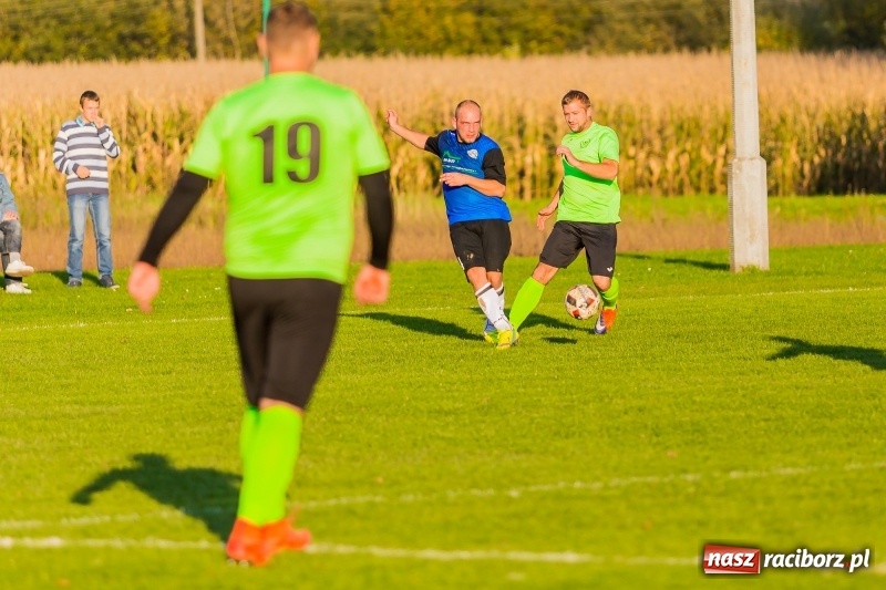 Zdjęcie w galerii na portalu naszraciborz.pl: Wysoka przegrana Zabełkowa, zespół blisko dna tabeli raciborskiej B klasy  wiadomości z regionu