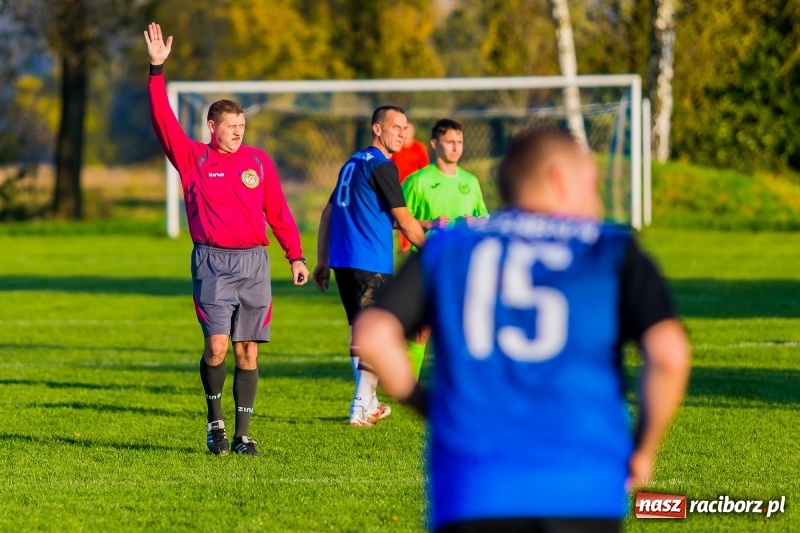 Zdjęcie w galerii na portalu naszraciborz.pl: Wysoka przegrana Zabełkowa, zespół blisko dna tabeli raciborskiej B klasy  wiadomości z regionu