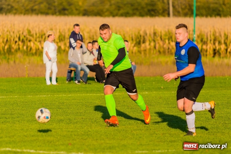 Zdjęcie w galerii na portalu naszraciborz.pl: Wysoka przegrana Zabełkowa, zespół blisko dna tabeli raciborskiej B klasy  wiadomości z regionu