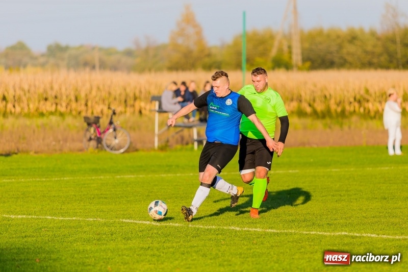 Zdjęcie w galerii na portalu naszraciborz.pl: Wysoka przegrana Zabełkowa, zespół blisko dna tabeli raciborskiej B klasy  wiadomości z regionu