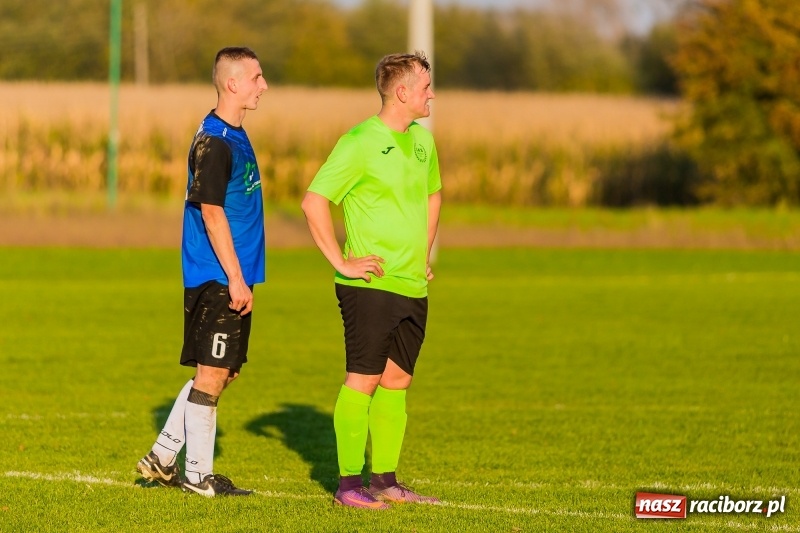 Zdjęcie w galerii na portalu naszraciborz.pl: Wysoka przegrana Zabełkowa, zespół blisko dna tabeli raciborskiej B klasy  wiadomości z regionu