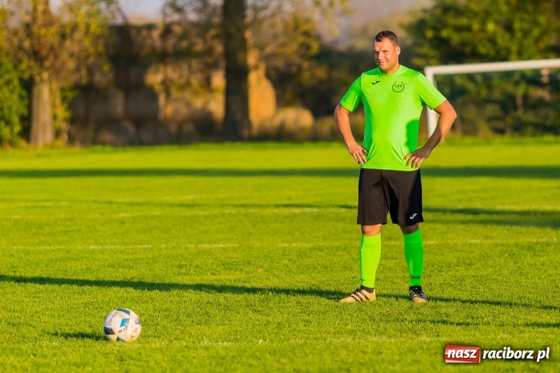 Zdjęcie w galerii na portalu naszraciborz.pl: Wysoka przegrana Zabełkowa, zespół blisko dna tabeli raciborskiej B klasy  wiadomości z regionu