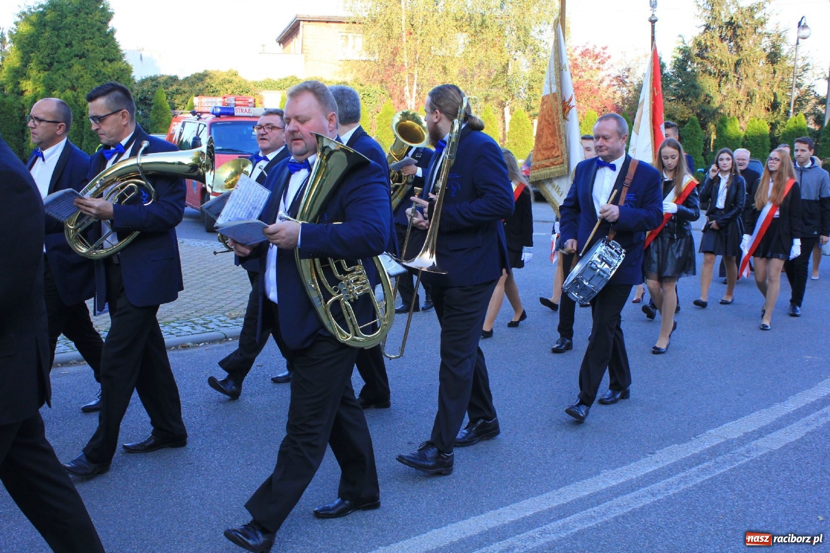 Zdjęcie w galerii na portalu naszraciborz.pl: U sąsiadów. Szkoła w Lubomi świętowała 50-lecie! Były wspomnienia i życzenia wiadomości z regionu