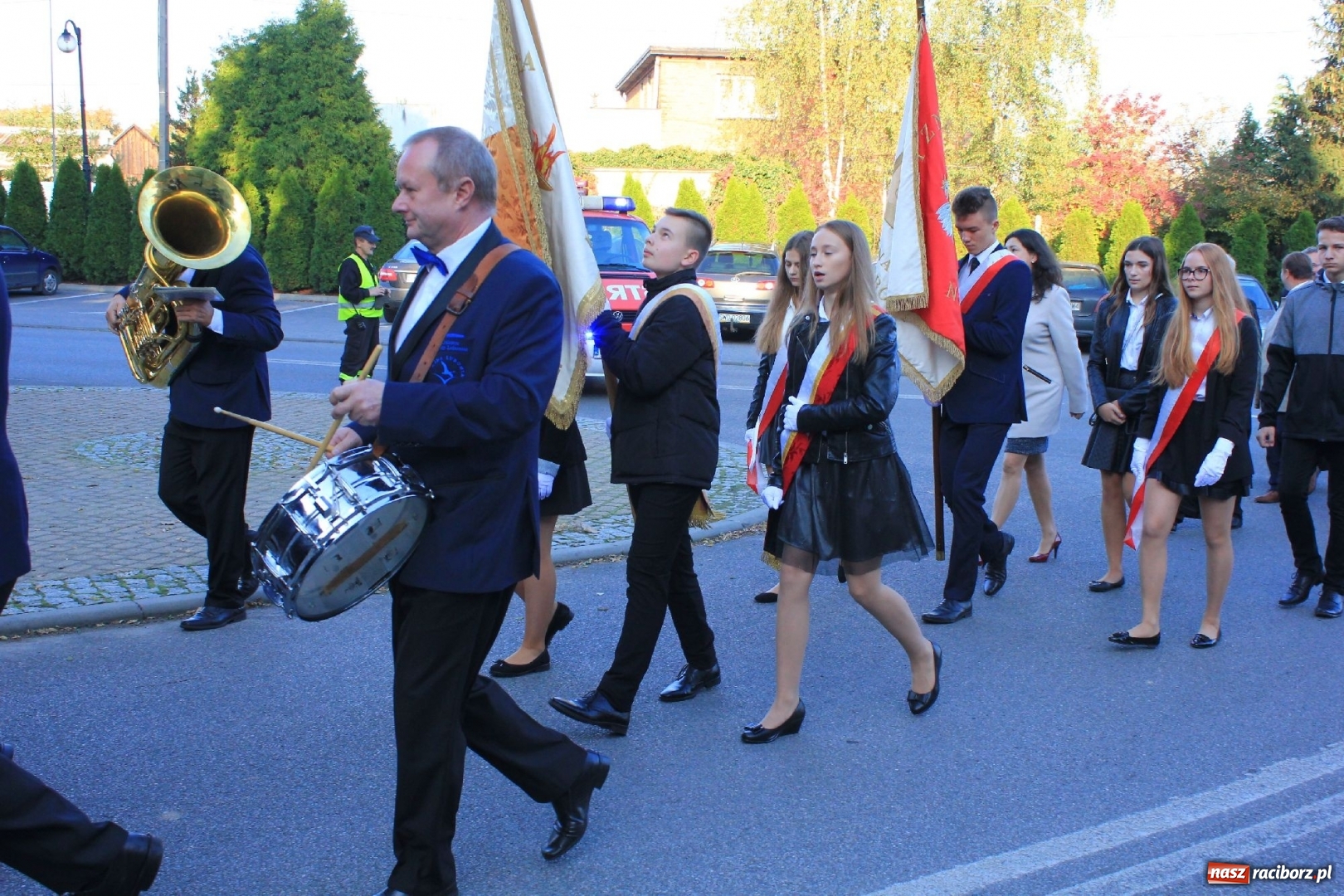 Zdjęcie w galerii na portalu naszraciborz.pl: U sąsiadów. Szkoła w Lubomi świętowała 50-lecie! Były wspomnienia i życzenia wiadomości z regionu