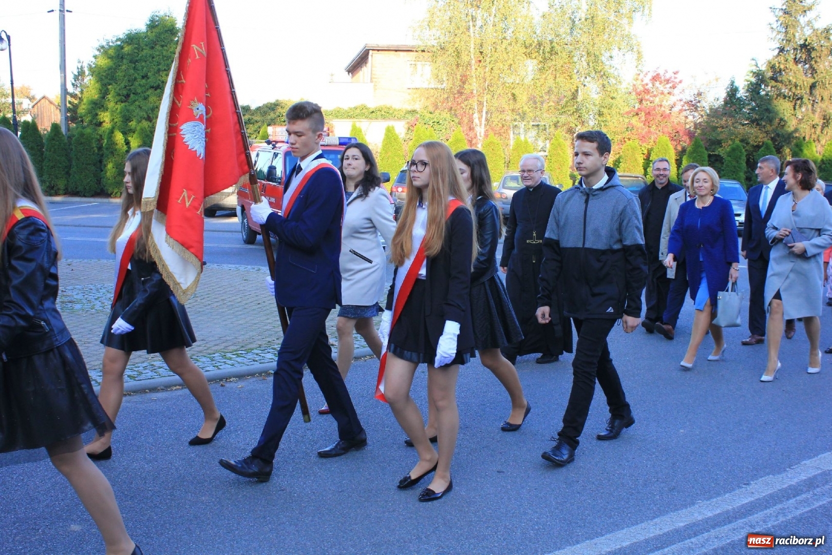 Zdjęcie w galerii na portalu naszraciborz.pl: U sąsiadów. Szkoła w Lubomi świętowała 50-lecie! Były wspomnienia i życzenia wiadomości z regionu