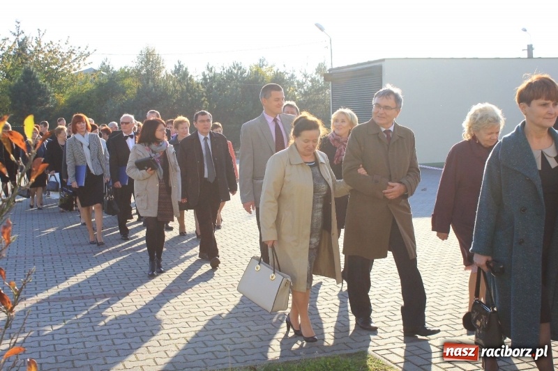 Zdjęcie w galerii na portalu naszraciborz.pl: U sąsiadów. Szkoła w Lubomi świętowała 50-lecie! Były wspomnienia i życzenia wiadomości z regionu