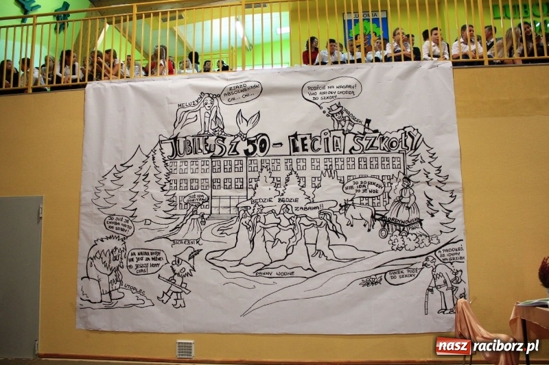 Zdjęcie w galerii na portalu naszraciborz.pl: U sąsiadów. Szkoła w Lubomi świętowała 50-lecie! Były wspomnienia i życzenia wiadomości z regionu
