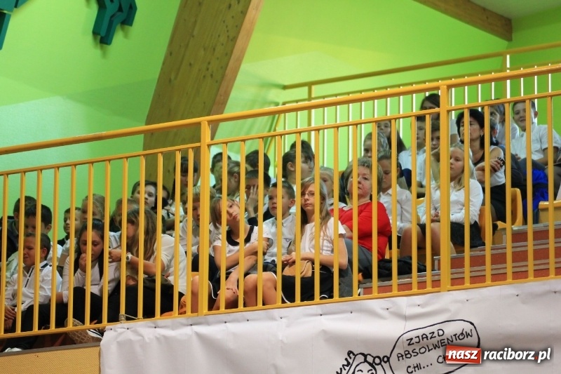 Zdjęcie w galerii na portalu naszraciborz.pl: U sąsiadów. Szkoła w Lubomi świętowała 50-lecie! Były wspomnienia i życzenia wiadomości z regionu