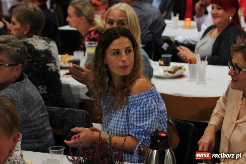 Zdjęcie w galerii na portalu naszraciborz.pl: U sąsiadów. Szkoła w Lubomi świętowała 50-lecie! Były wspomnienia i życzenia wiadomości z regionu