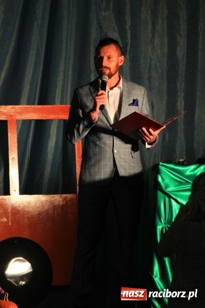 Zdjęcie w galerii na portalu naszraciborz.pl: U sąsiadów. Szkoła w Lubomi świętowała 50-lecie! Były wspomnienia i życzenia wiadomości z regionu