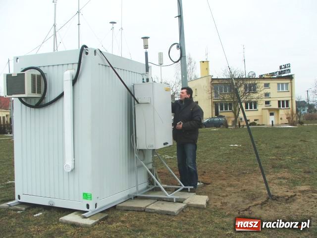 Zdjęcie w galerii na portalu naszraciborz.pl: Szczegółowo badają czym oddychamy wiadomości z regionu