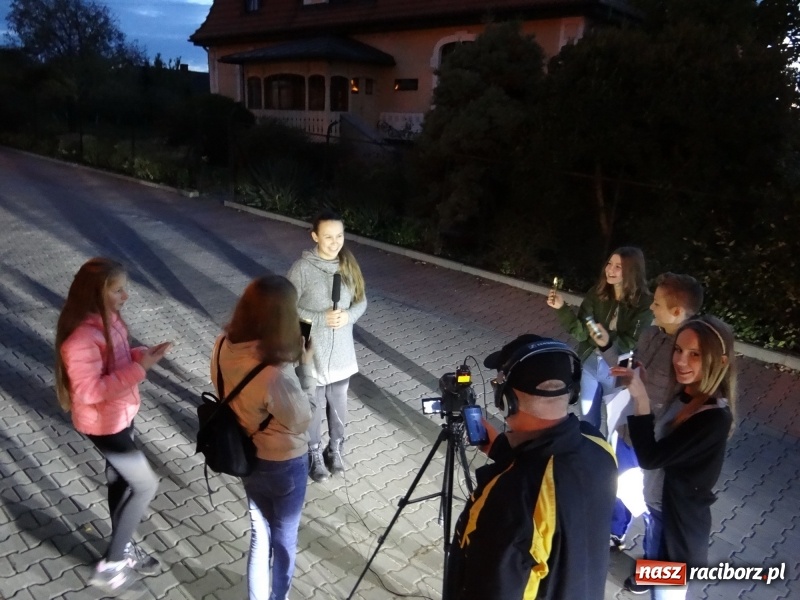 Zdjęcie w galerii na portalu naszraciborz.pl: Powstaje film o Brzeziu. Premiera już 26 października w Strzesze wiadomości z regionu