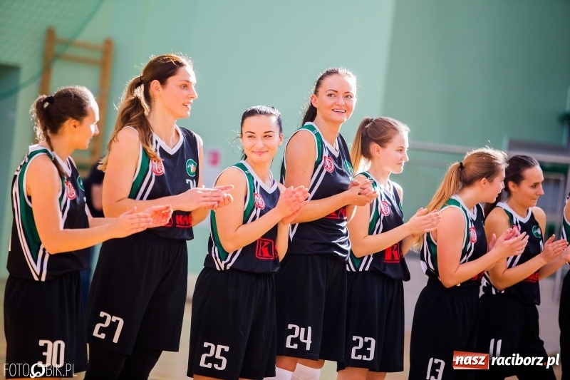 Zdjęcie w galerii na portalu naszraciborz.pl: Koszykarki RKK AZS nie dały rady Basketowi Piekary Śląskie wiadomości z regionu