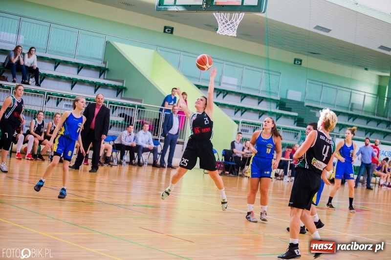 Zdjęcie w galerii na portalu naszraciborz.pl: Koszykarki RKK AZS nie dały rady Basketowi Piekary Śląskie wiadomości z regionu