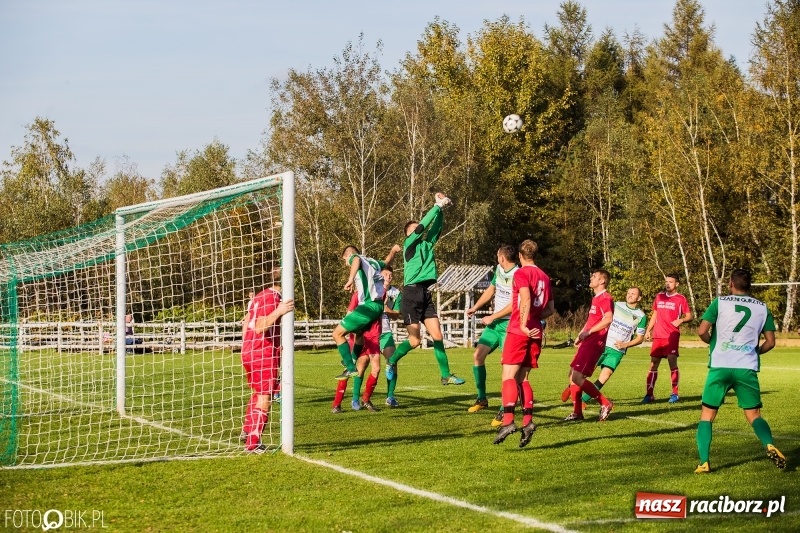 Zdjęcie w galerii na portalu naszraciborz.pl: Gorzyce lepsze od Płomienia. Czarni liderem raciborskiej A klasy wiadomości z regionu