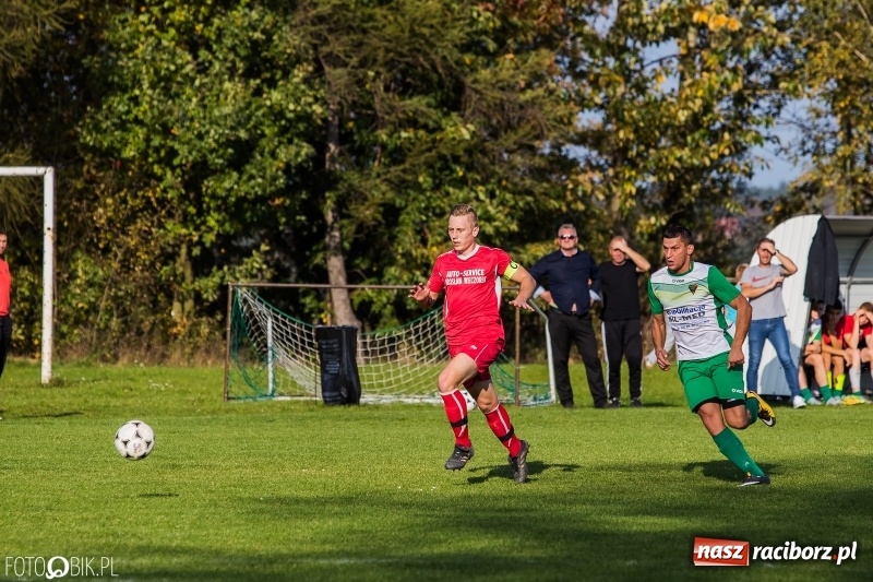Zdjęcie w galerii na portalu naszraciborz.pl: Gorzyce lepsze od Płomienia. Czarni liderem raciborskiej A klasy wiadomości z regionu