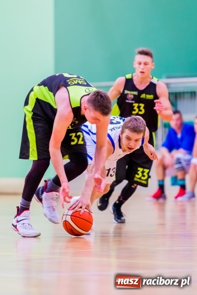 Zdjęcie w galerii na portalu naszraciborz.pl: III liga koszykówki: Pewna wygrana Ofensywy Racibórz z AZS Katowice  wiadomości z regionu
